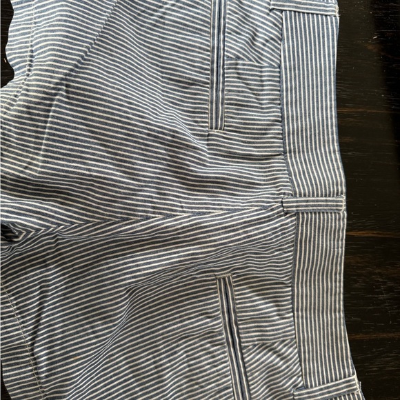 J-Crew striped size 6 shorts - Picture 3 of 4